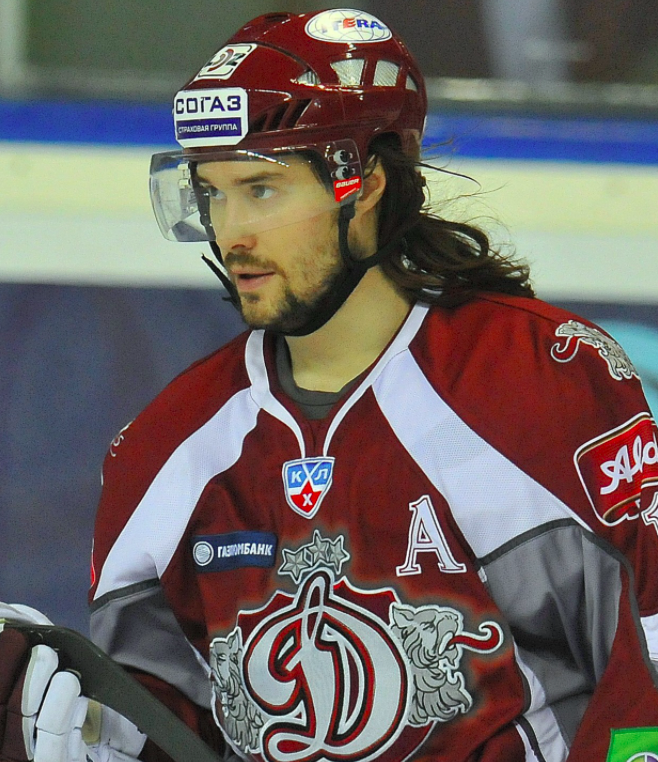 Aleksandrs Ņiživijs 135 punkti (39 vārti + 96 piespēles)
